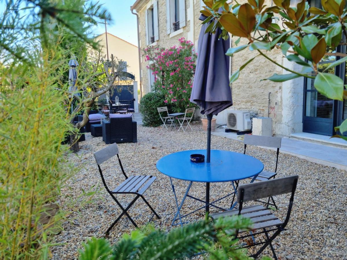 Les Lofts Bed & Breakfast L'Isle-sur-la-Sorgue Exterior photo