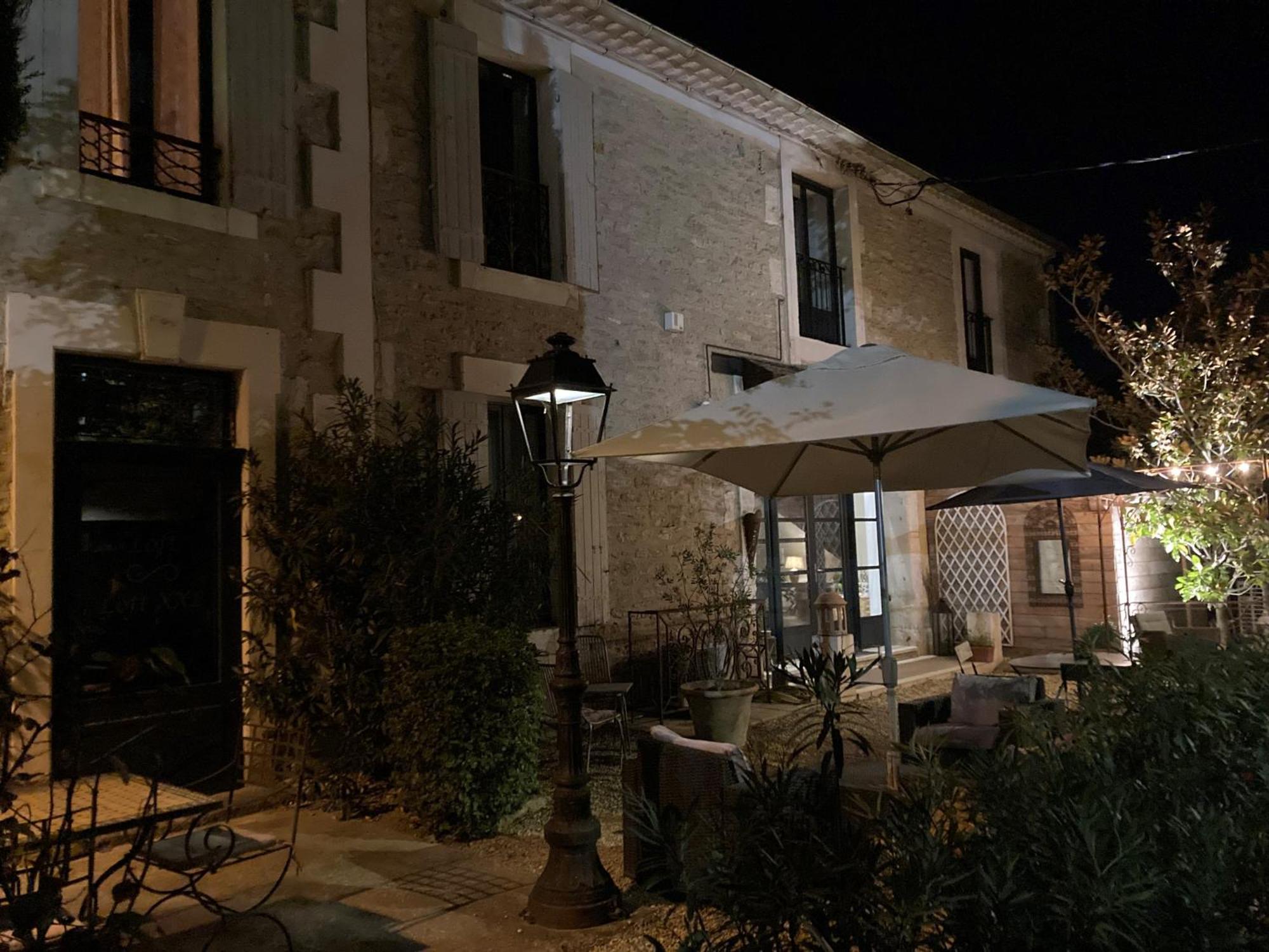 Les Lofts Bed & Breakfast L'Isle-sur-la-Sorgue Exterior photo