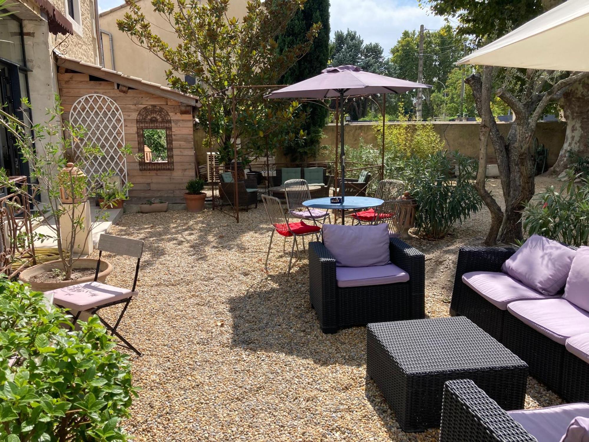 Les Lofts Bed & Breakfast L'Isle-sur-la-Sorgue Exterior photo