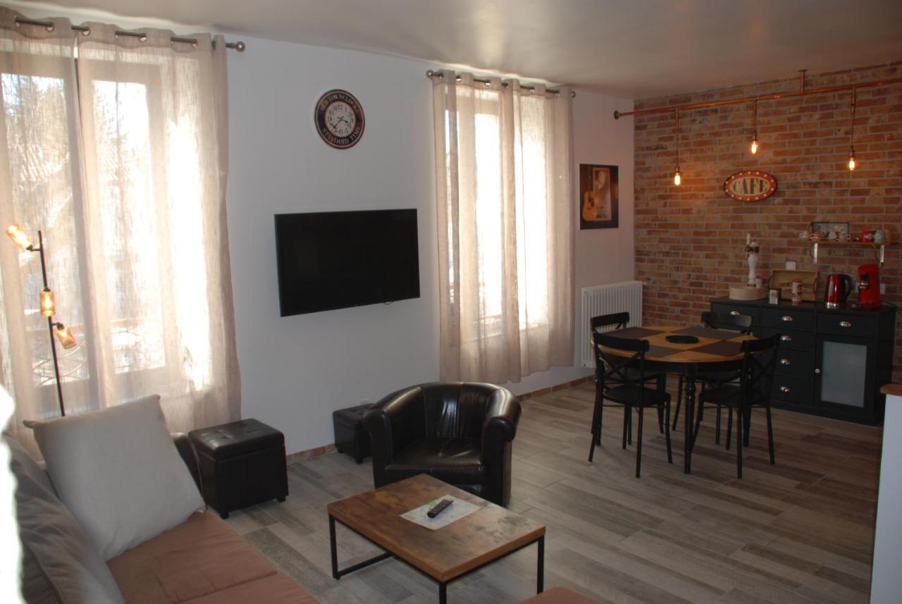 Les Lofts Bed & Breakfast L'Isle-sur-la-Sorgue Exterior photo